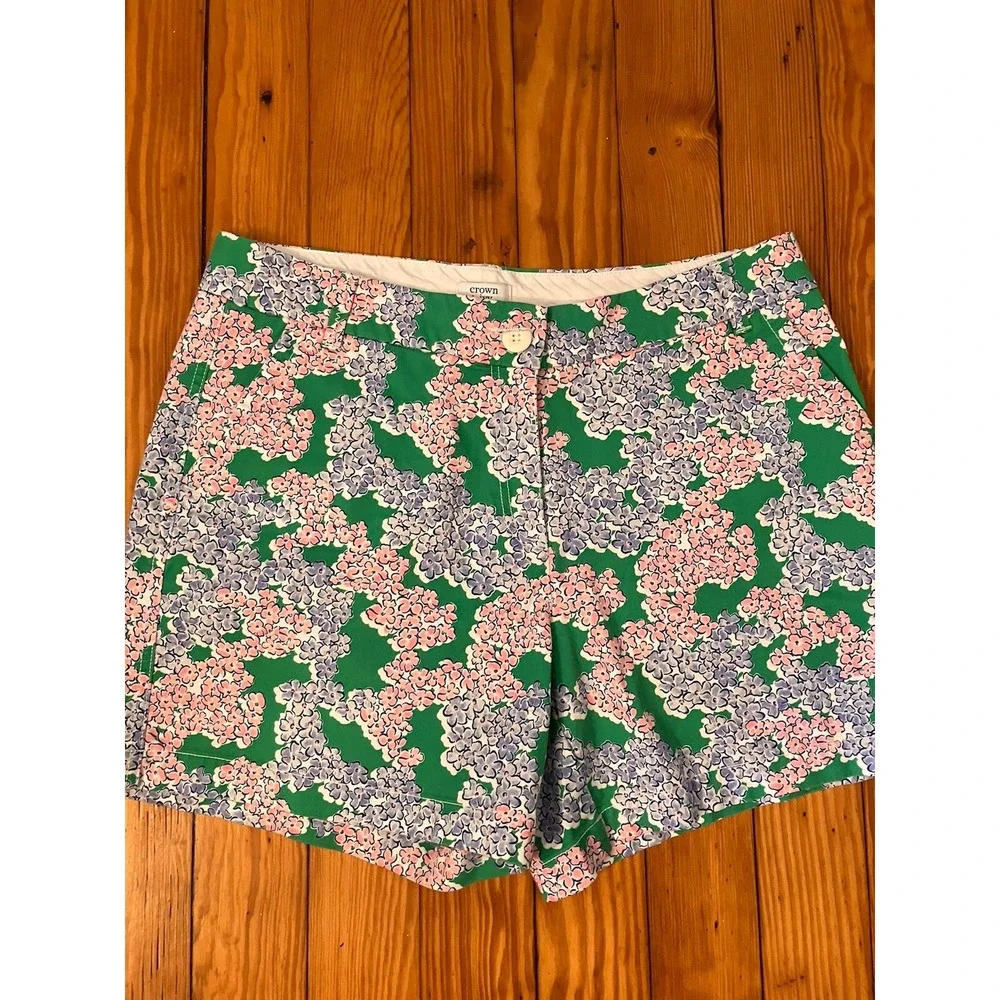 Crown & Ivy Shorts Size 8‎ CAROLINE Women's Hydrangea Floral Pockets